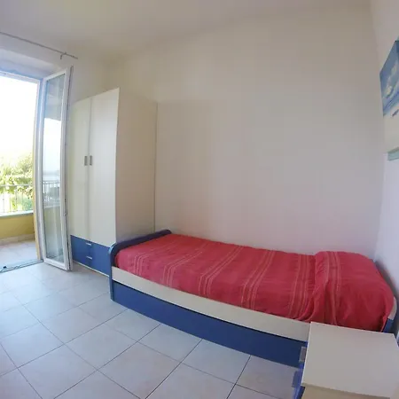 Lägenhet White Beach